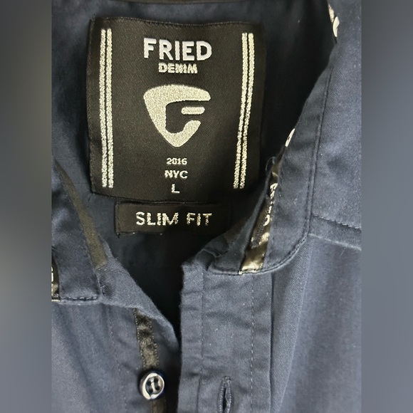 Fried Denim brand short sleeve men’s shirt. Great look for going out and party! - Picture 2 of 4